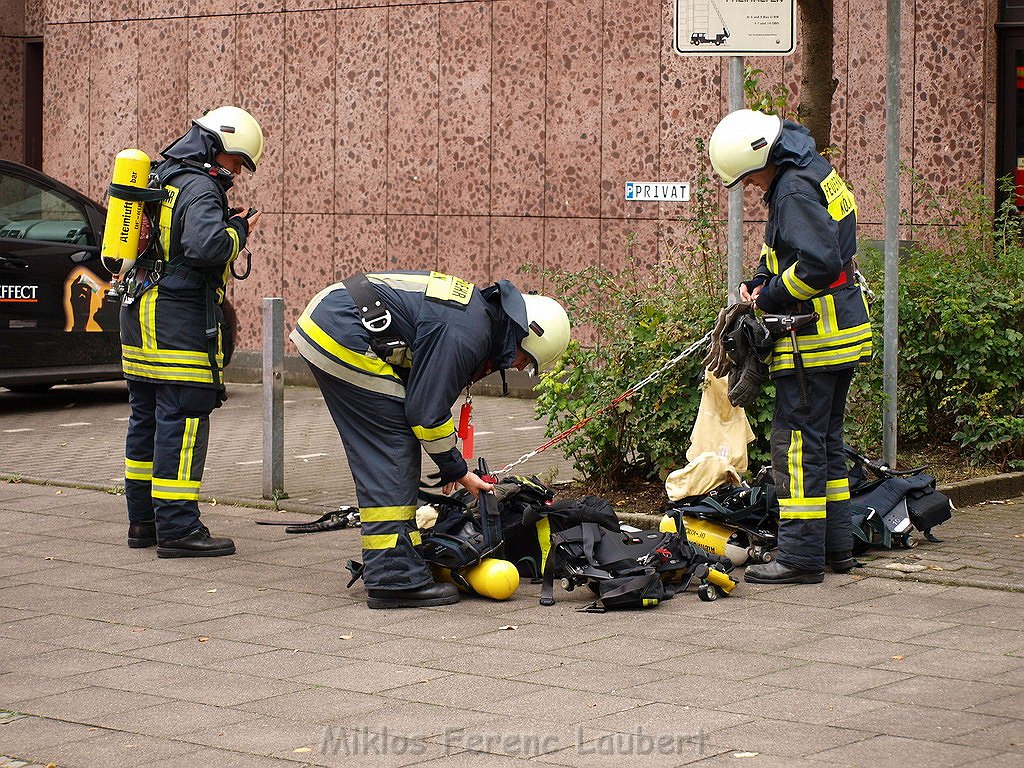 Feuer Kueche Koeln Neu Brueck Heinrich Lerschstr P307.JPG